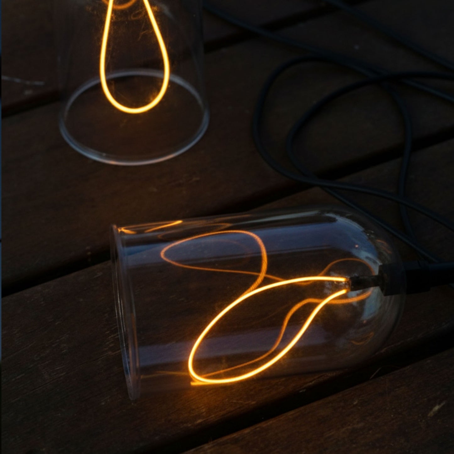 Guirlande lumineuse sur secteur raccordable 8 cloches LED blanc chaud à filaments apparents GLOW LIGHT 15m