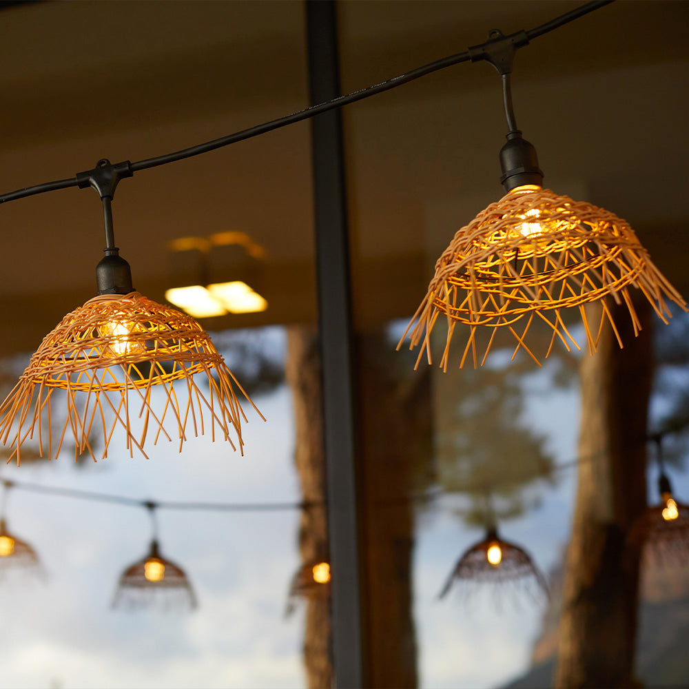 Guirlande lumineuse extérieure raccordable 102m avec 250 ampoules LED filament E27 blanc chaud HAWAII LIGHT Abat-jour polyrotin bohème