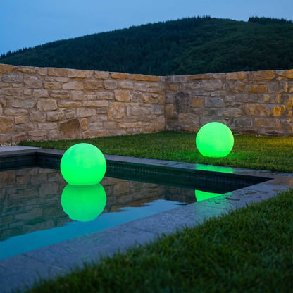 2er-Set SOLSTY LED-Schwimmkugeln weiß/mehrfarbig zum Stechen oder Hinlegen ∅30cm