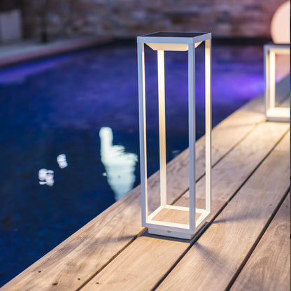 Schicke weiße Solarlaterne aus Aluminium zum Pflanzen oder Stellen oder am Boden befestigen warmweiße LED BIG HYDRA H50cm mit Schalter