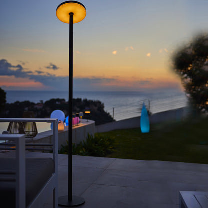Solar- und Akku-Stehleuchte mit Metallfuß LED warmweiß / dimmbar weiß STANDY SOLAR H150cm
