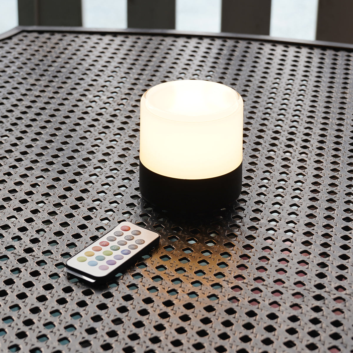 Lot de 2 lampes de table décoratives rechargeables LED blanc et RGB avec télécommande 2x BOLO H10cm
