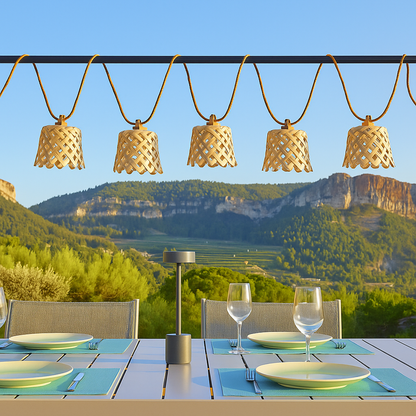 Guirlande lumineuse extérieur raccordable 10 abat-jour naturels en bambou NOYA LIGHT HYBRID LED blanc chaud 8m solaire et sur secteur