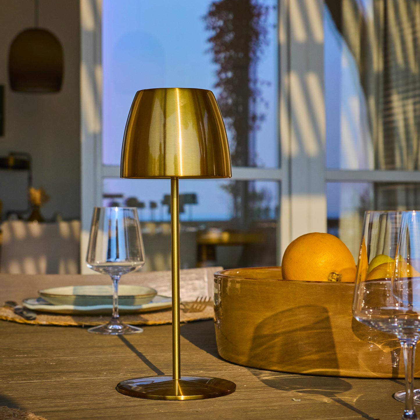 Lampe de table sans fil LED blanc chaud dimmable ORLUM H30cm dorée