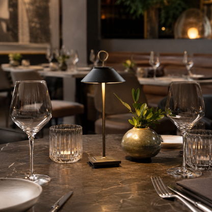 Lampe de table sans fil dimmable en aluminium noire LED MARAIS BLACK H28,4 cm