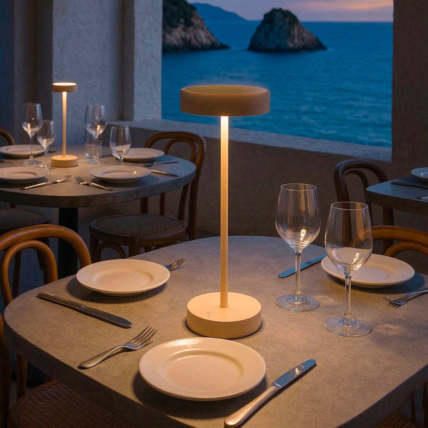 Lampe de table sans fil dimmable en aluminium beige LED SANDY SAND H33 cm