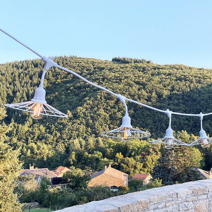 Anschließbare Außenleuchtengirlande mit Stahlschirm in Käfigoptik 10 Glühlampen E27 warmweiß LED-Fassung CHIC WHITE LIGHT CONNECTABLE 6m