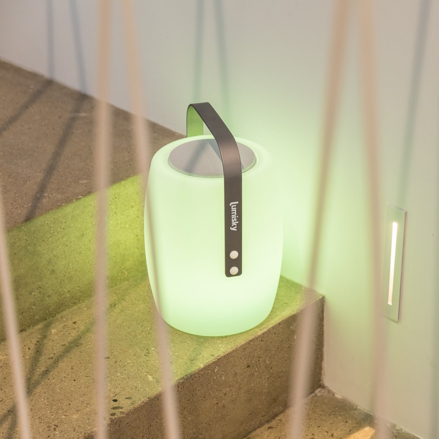 Drahtlose Bluetooth-Lautsprecherlampe Aluminiumgriff dimmbar weiß/multicolor LED LUCY PLAY H31cm mit Fernbedienung